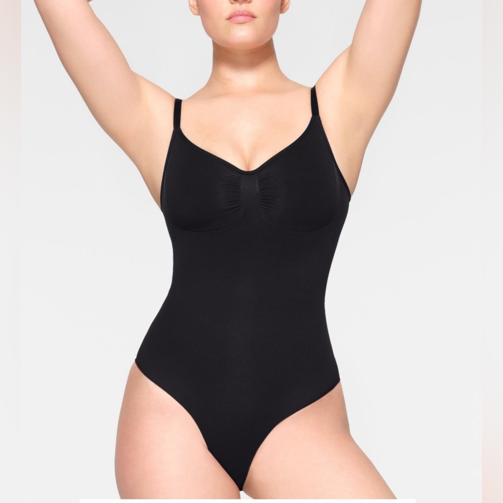 Skims seamless sculpt bodysuit